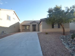2517 Oscar Mariano Ave, North Las Vegas, NV 89032