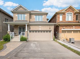 102 Creekland Ave, Whitchurch Stouffville, ON L4A 1X4