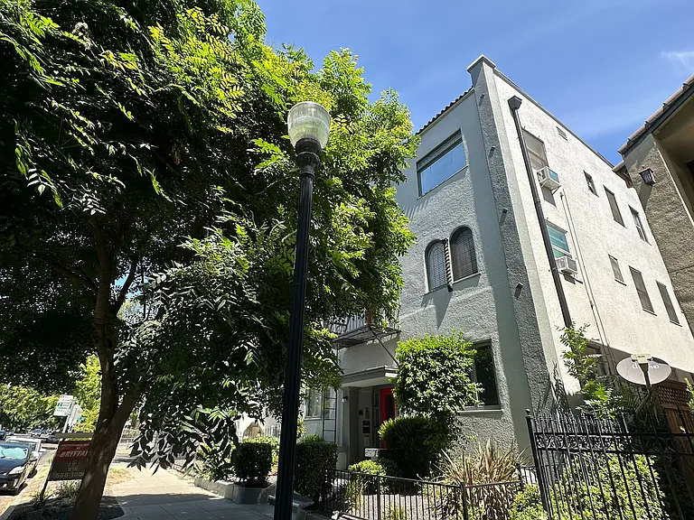 1705 N Street — Photo 13