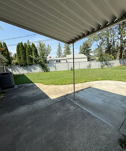 3320 W Rosewood Ave — Photo 20