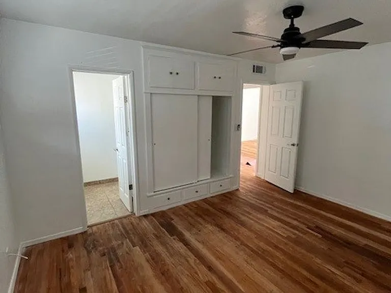 2344 W Walnut Ave — Photo 6