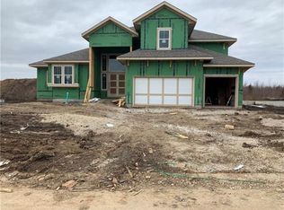 14718 S Parkhill St, Olathe, KS 66062