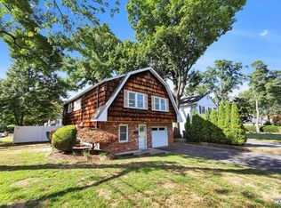 759 Summit Ave, Hackensack, NJ 07601