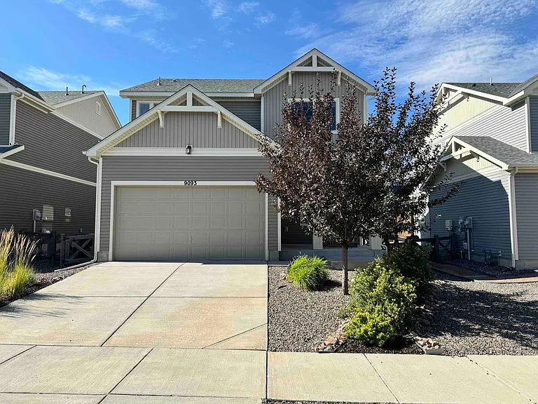 9093 Pacific Crest Dr — Photo 1