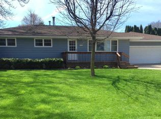 711 Iowa St, Denver, IA 50622