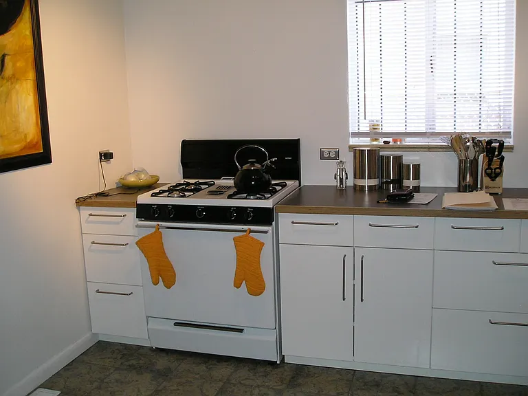 3145 N Columbine St — Photo 3