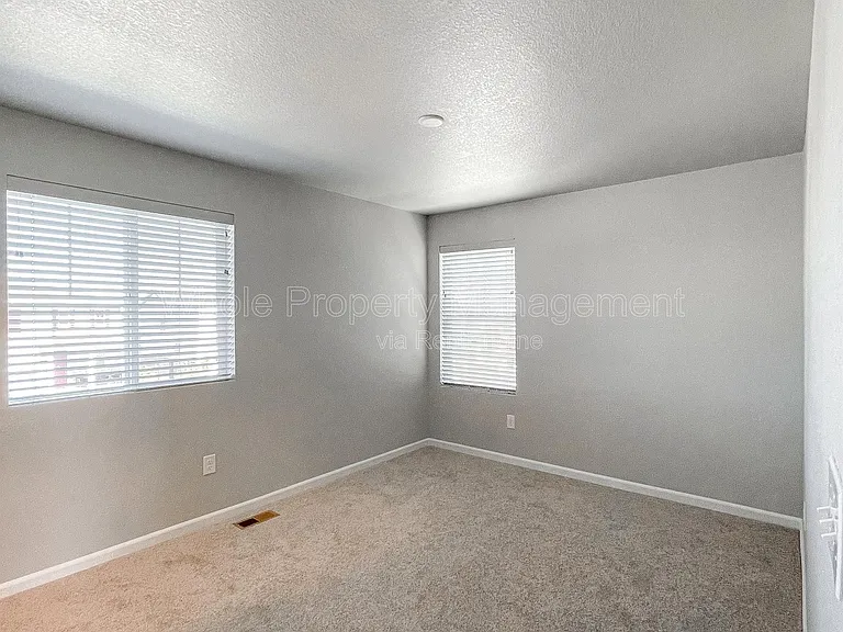 27226 E Bayaud Ave — Photo 8