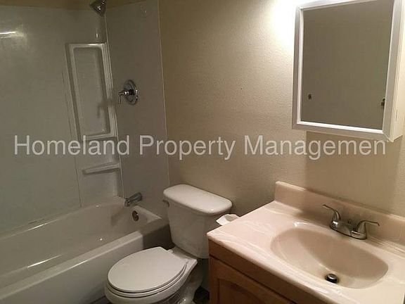4th image of 11223 E Alki Ave