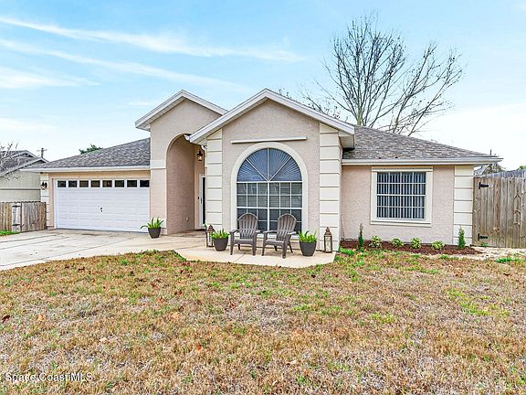 2nd image of 3969 Ridgewood Dr