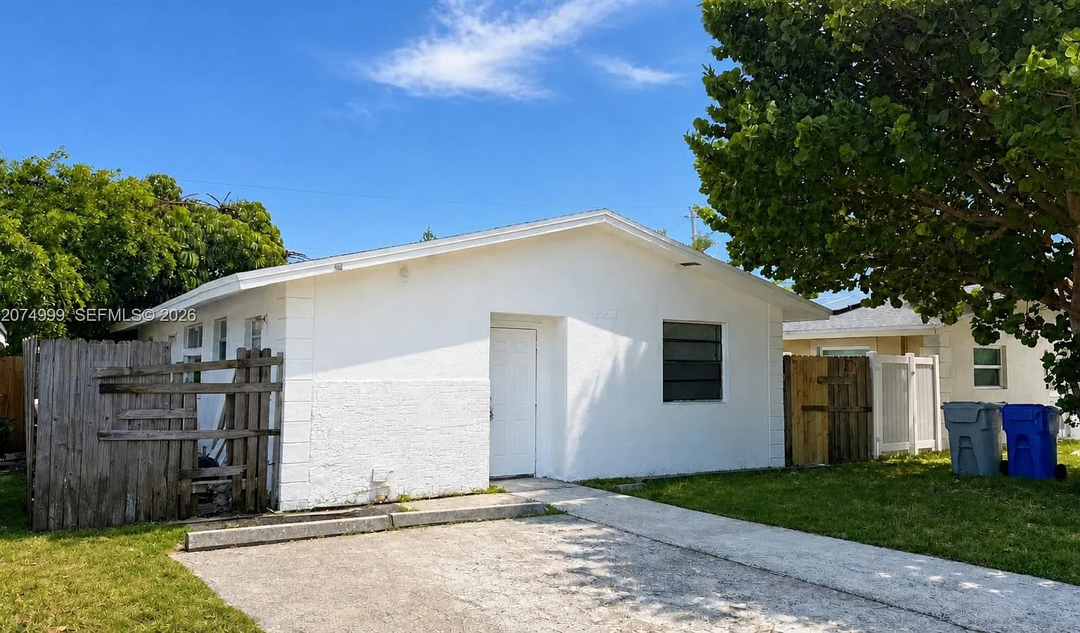 Collier City — Photo 3
