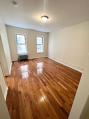 3rd image of 227 Haven Ave APT 3G