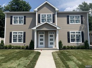 674 Saddle River Rd, Saddle Brook, NJ 07663