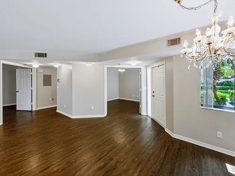 191 Bennington Dr #3 — Photo 27