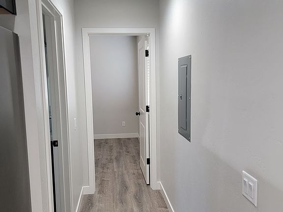 5th image of 871 Baseline Rd Unit 3