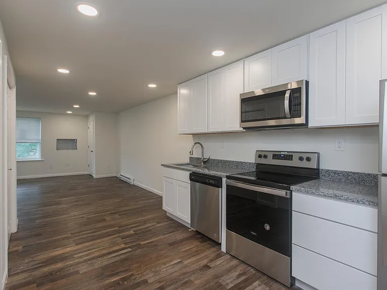 The Oakley — Photo 155