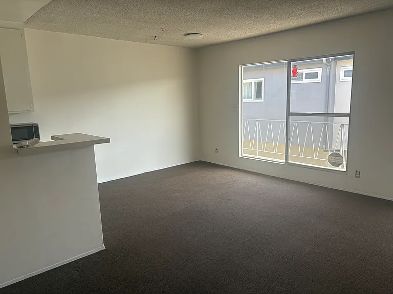 3107 Bagley Ave #9 — Photo 8