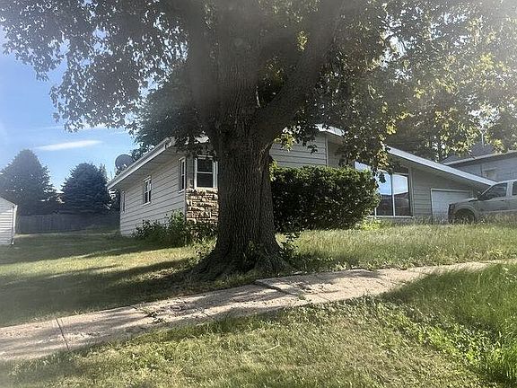 2nd image of 408 W Broadway St