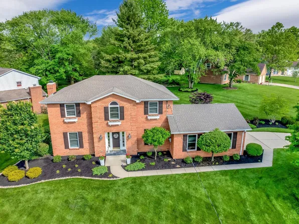 9392 Patti Cir, West Chester, OH 45069