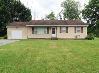 35 Straub Rd, Rochester, NY 14626