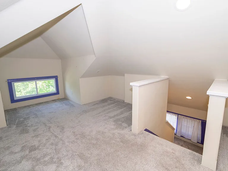 1106 Woodward Ave — Photo 25