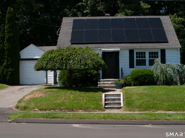 43 Deering Lane, Naugatuck, CT 06770