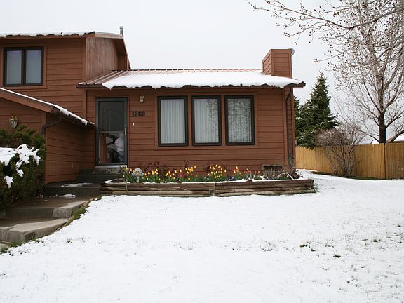 2nd image of 1268 La Mesa Cir