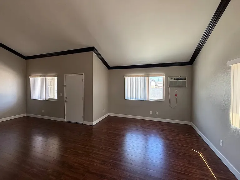 8128 Larson Ave #4 — Photo 8