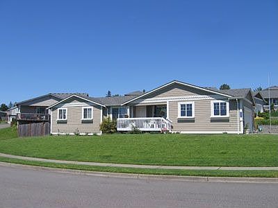 2nd image of 2906 73rd Ave NE