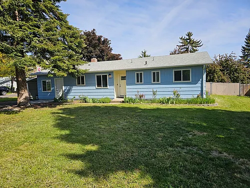 407 G Ave Photo 1