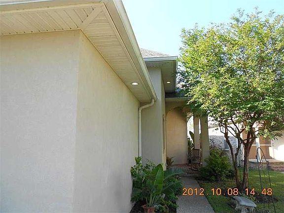 3rd image of 130 E Point Ct