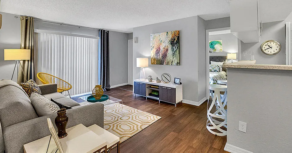 Courtney Cove Apartment Homes — Photo 2