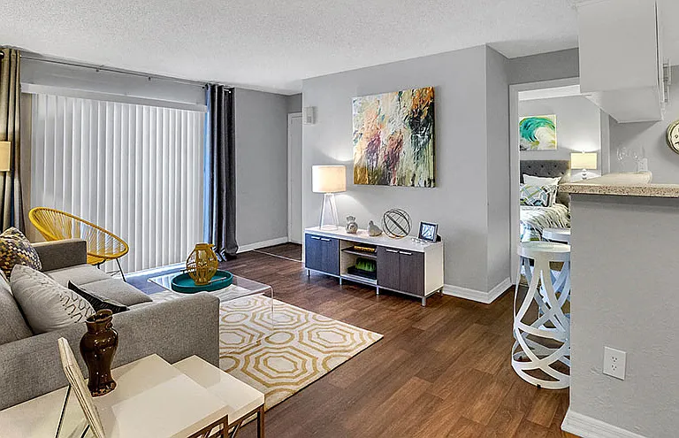 Courtney Cove Apartment Homes — Photo 7