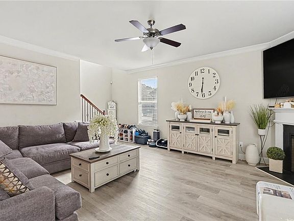 4th image of 1417 Stone Ridge Ct