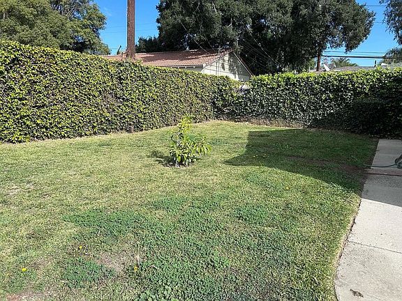 3rd image of 9542 Friendship Ave