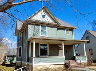 201 E 5th St, Morris, MN 56267