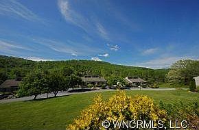 2nd image of 2109 Hillbilly Ln #A