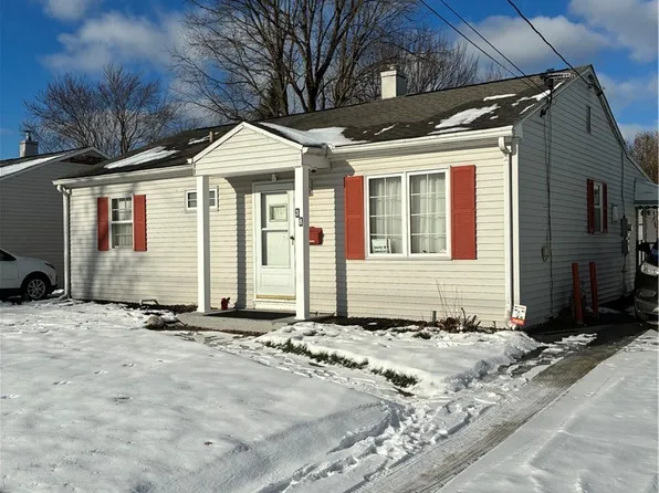 38 Steiner Ave, Tonawanda, NY 14150