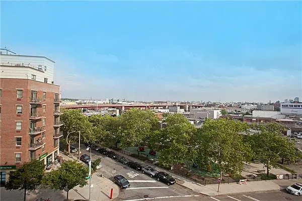 Rented by Space Marketing Shop | media 6