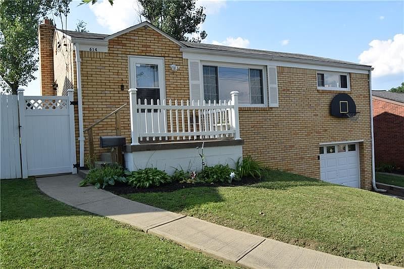 1st image of 614 Elaine Dr