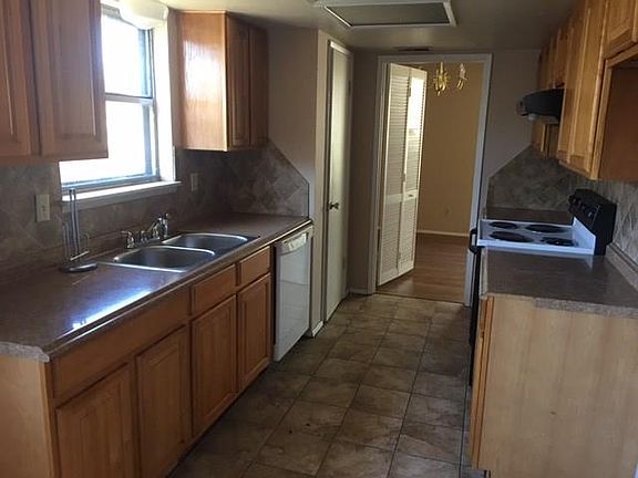 5th image of 717 Westover Dr