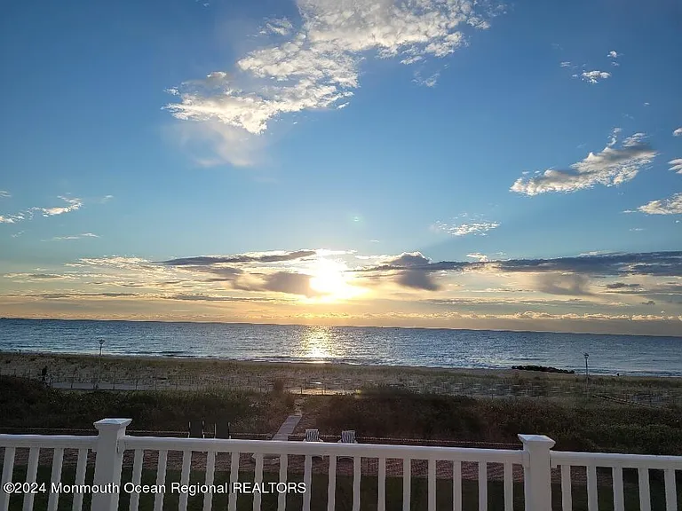 609 Ocean Ave — Photo 9