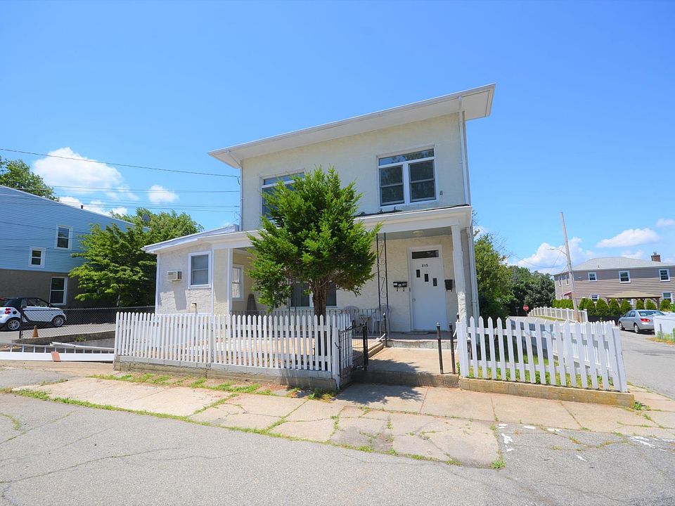 1st image of 57 Farquhar Ave #2L