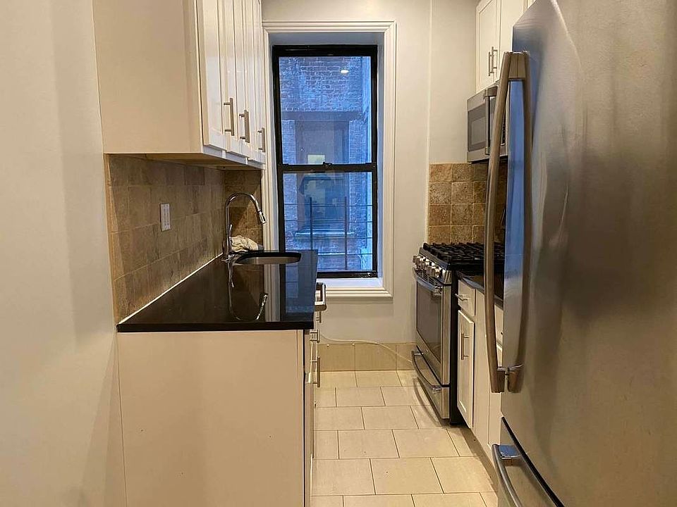 1st image of 651 W 171st St #A