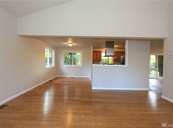 5th image of 5208 Berger Dr SE