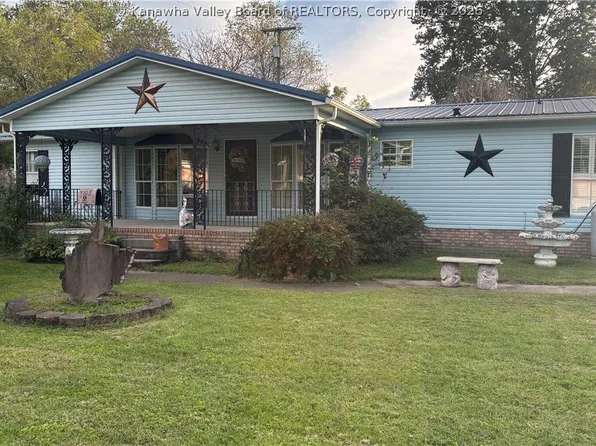 1164 Pike St, Mason, WV 25260