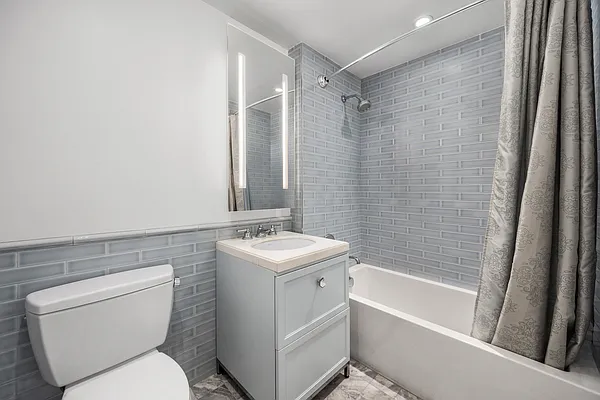 Sold by Corcoran | media 6