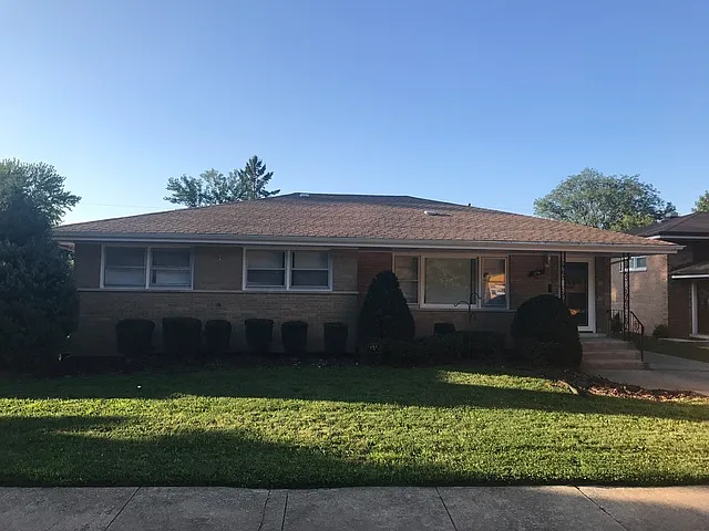 316 E 171st Pl photo 1