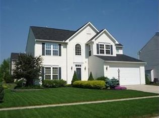 192 Weatherstone Ct, Akron, OH 44321