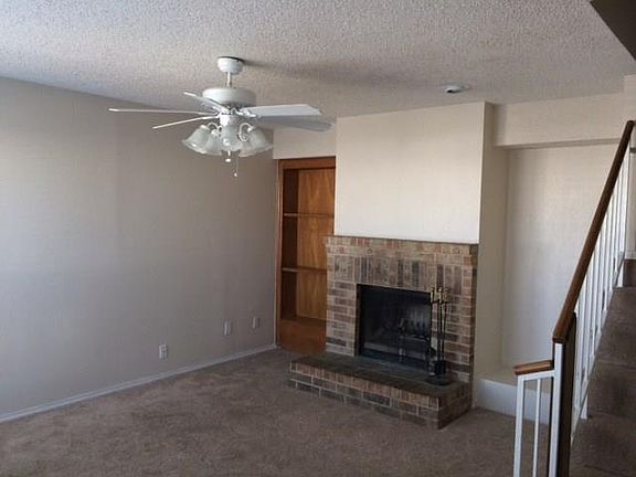 2nd image of 2717 Meadow Park Dr APT D