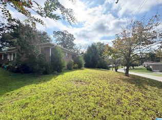 517 Sunhill Rd NW, CENTER POINT, AL 35215